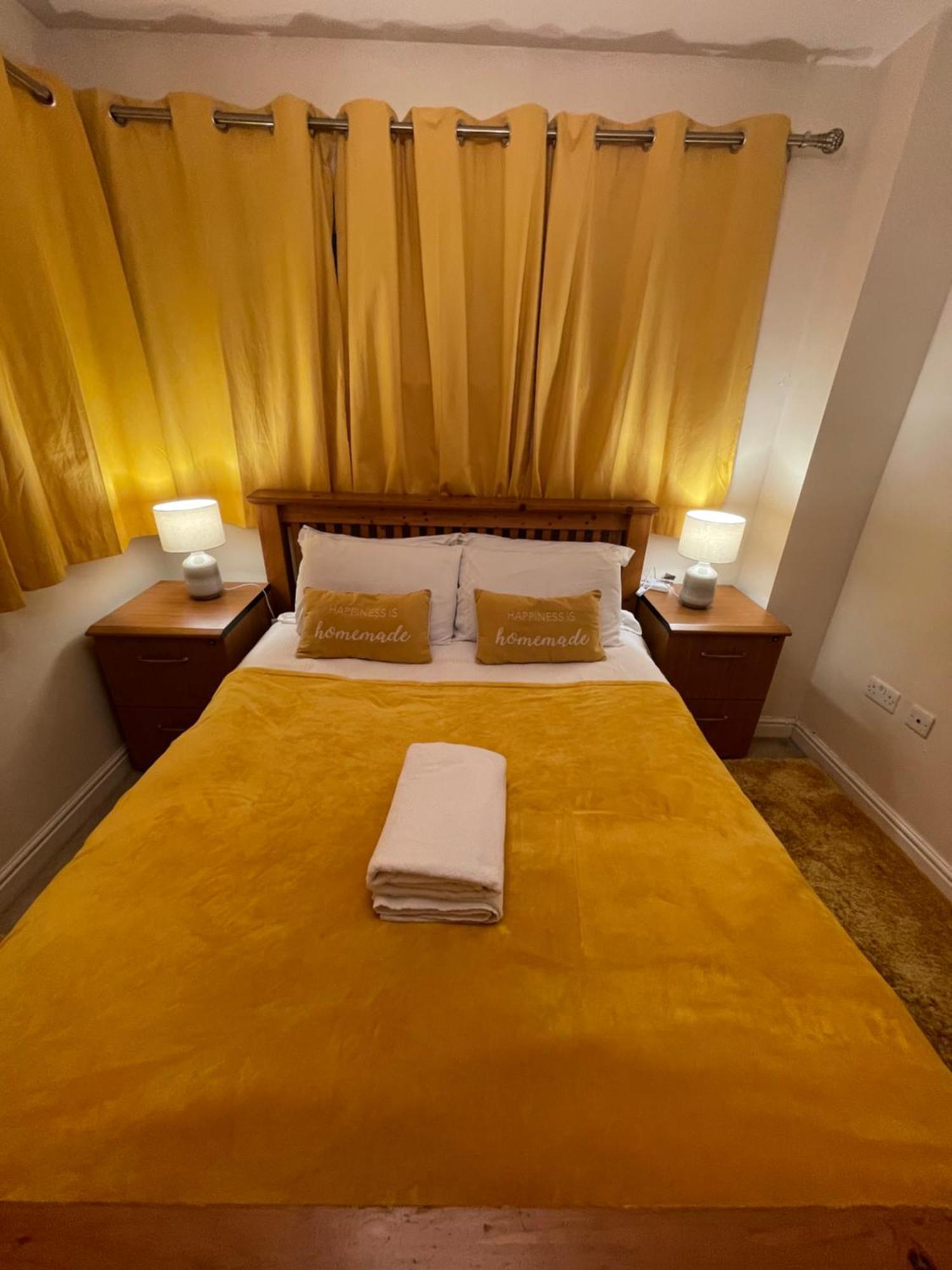 Holiday Home In Cardiff. Sleeps 6 Buitenkant foto